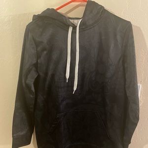 Lite weight sugar skull long sweatshirt.